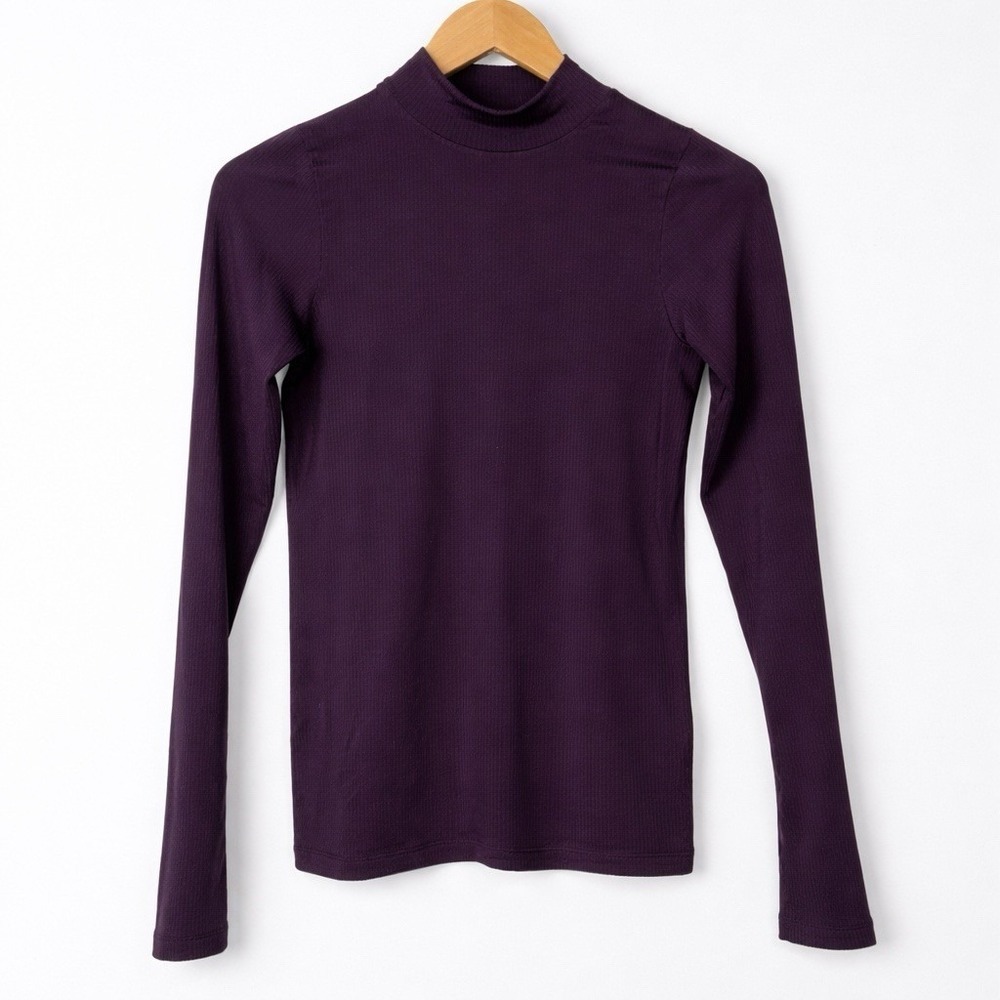 Athleta Renew Seamless Ribbed Mock Neck Long Sleeve Top Purple Size M